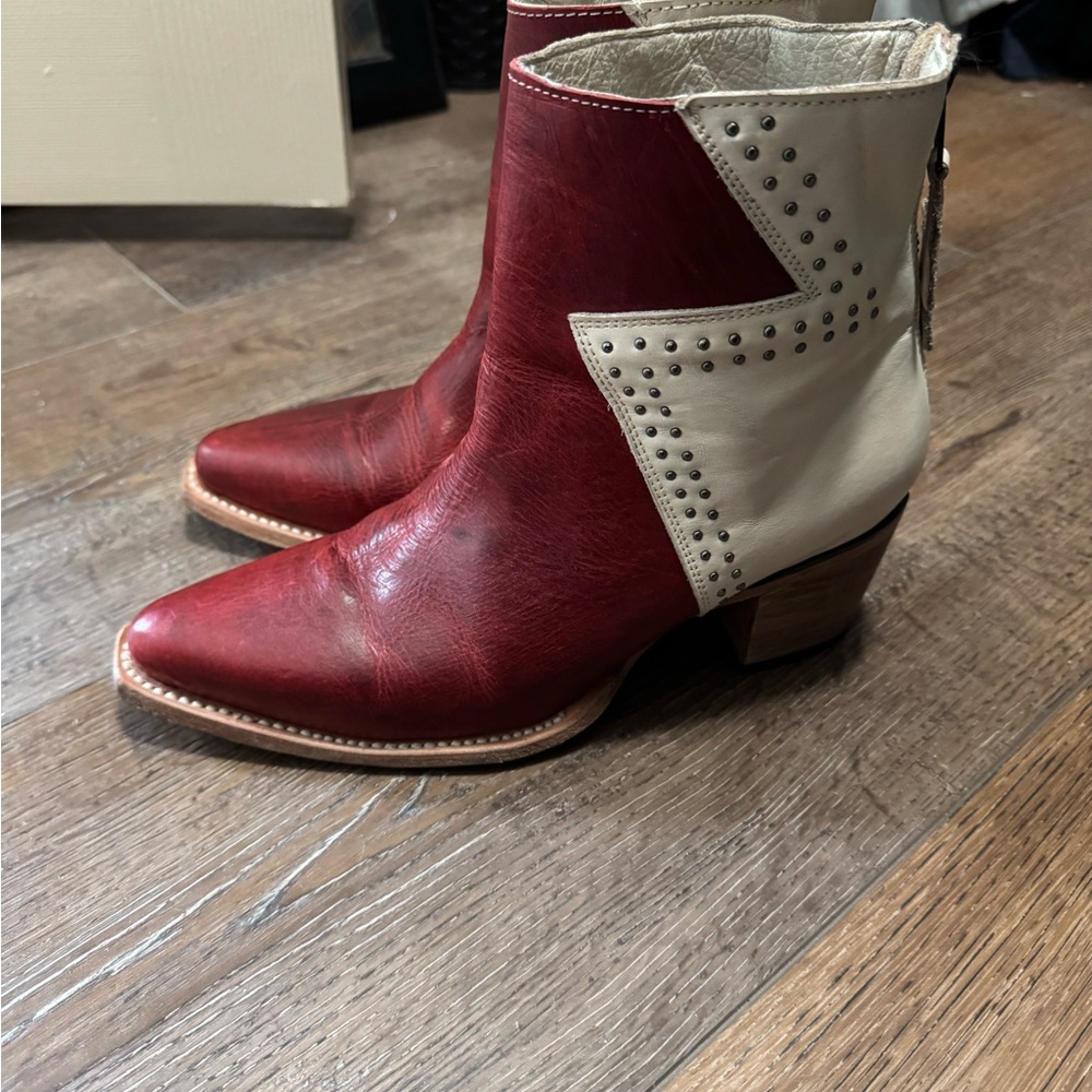 Freebird Burgundy and Cream Ankle Boots - Picture 3 of 6